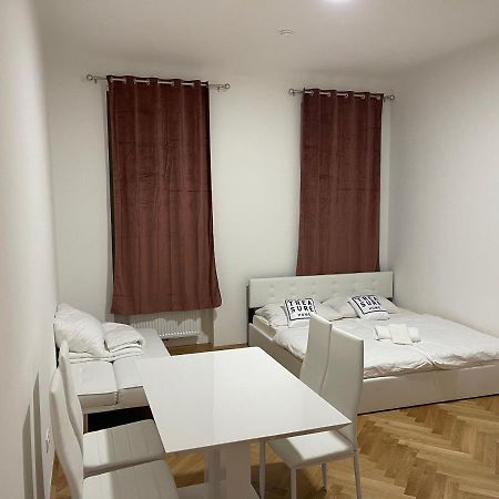 Default Kaschelgasse Appartement Wenen Buitenkant foto