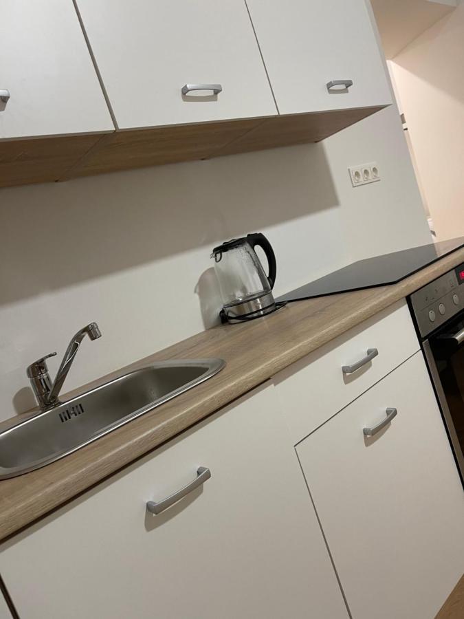 Default Kaschelgasse Appartement Wenen Buitenkant foto
